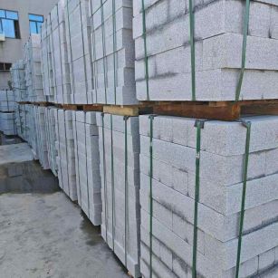 河池芝麻白路牙石，路侧石