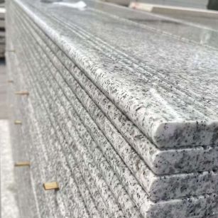 河池芝麻白楼梯踏步 花岗岩楼梯板材