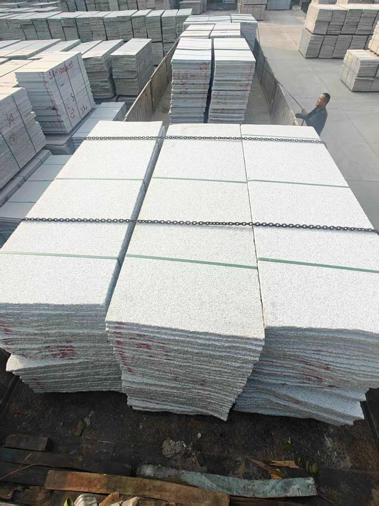 河池芝麻白毛板，石材毛板